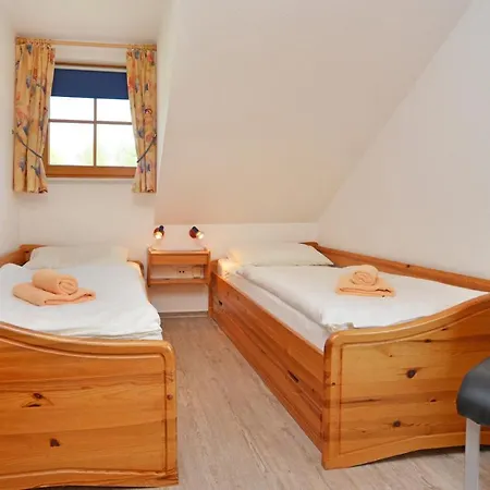 Freesenbruch Reihenhaus 7 - Seestern * Zingst