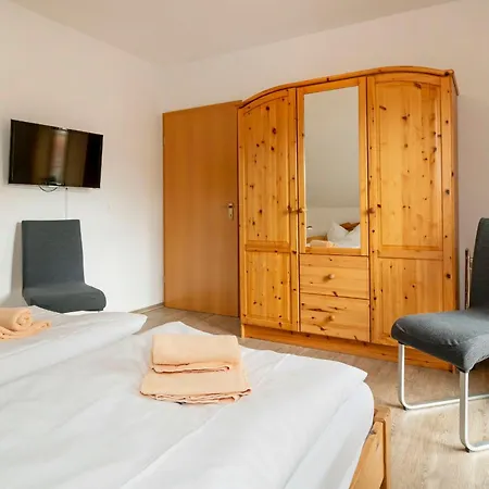 Ferienhaus Freesenbruch Reihenhaus 7 - Seestern Ostseeheilbad Zingst